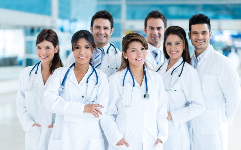 bác sĩ nước ngoài xin giấy phép hành nghề