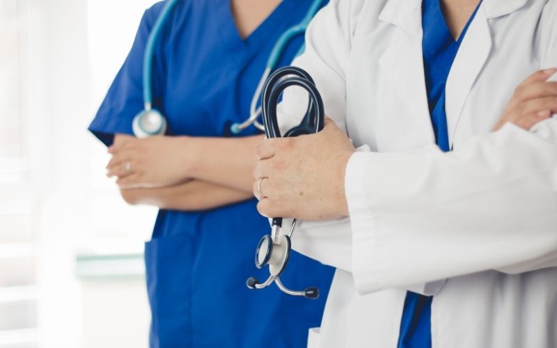 bác sĩ nước ngoài xin giấy phép hành nghề