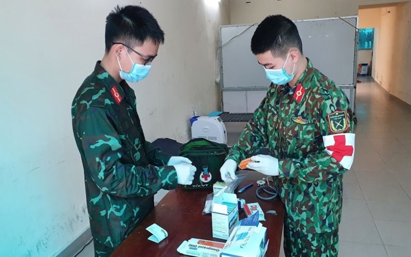 Bác sĩ quân y có được mở phòng khám không