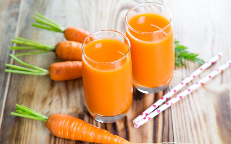 Uống sinh tố cà rốt giúp giảm cân, sáng da và sáng mắt