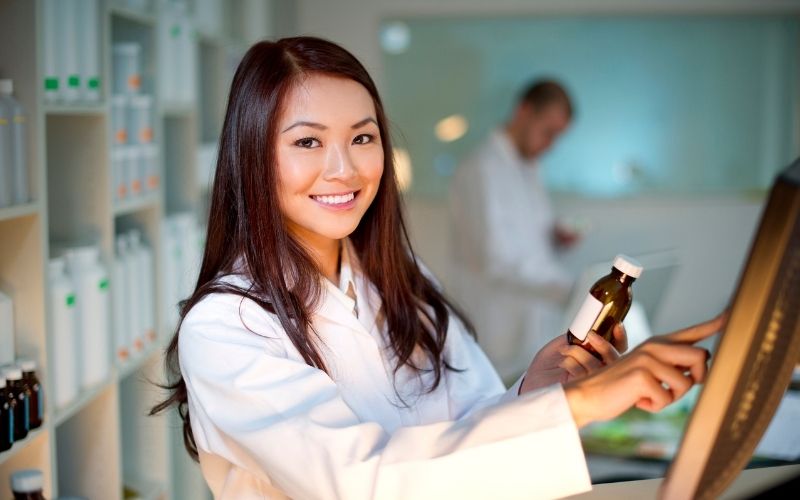 ủy quyền nộp hồ sơ chứng chỉ dược