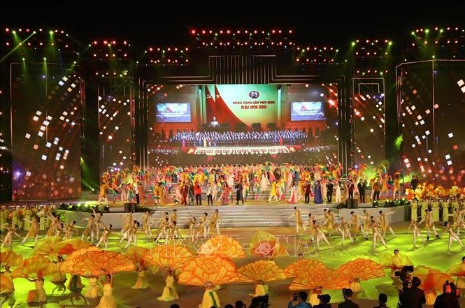 Chương trình nghệ thuật "Khát vọng - Tỏa sáng" chào mừng thành công Đại hội XIII của Đảng