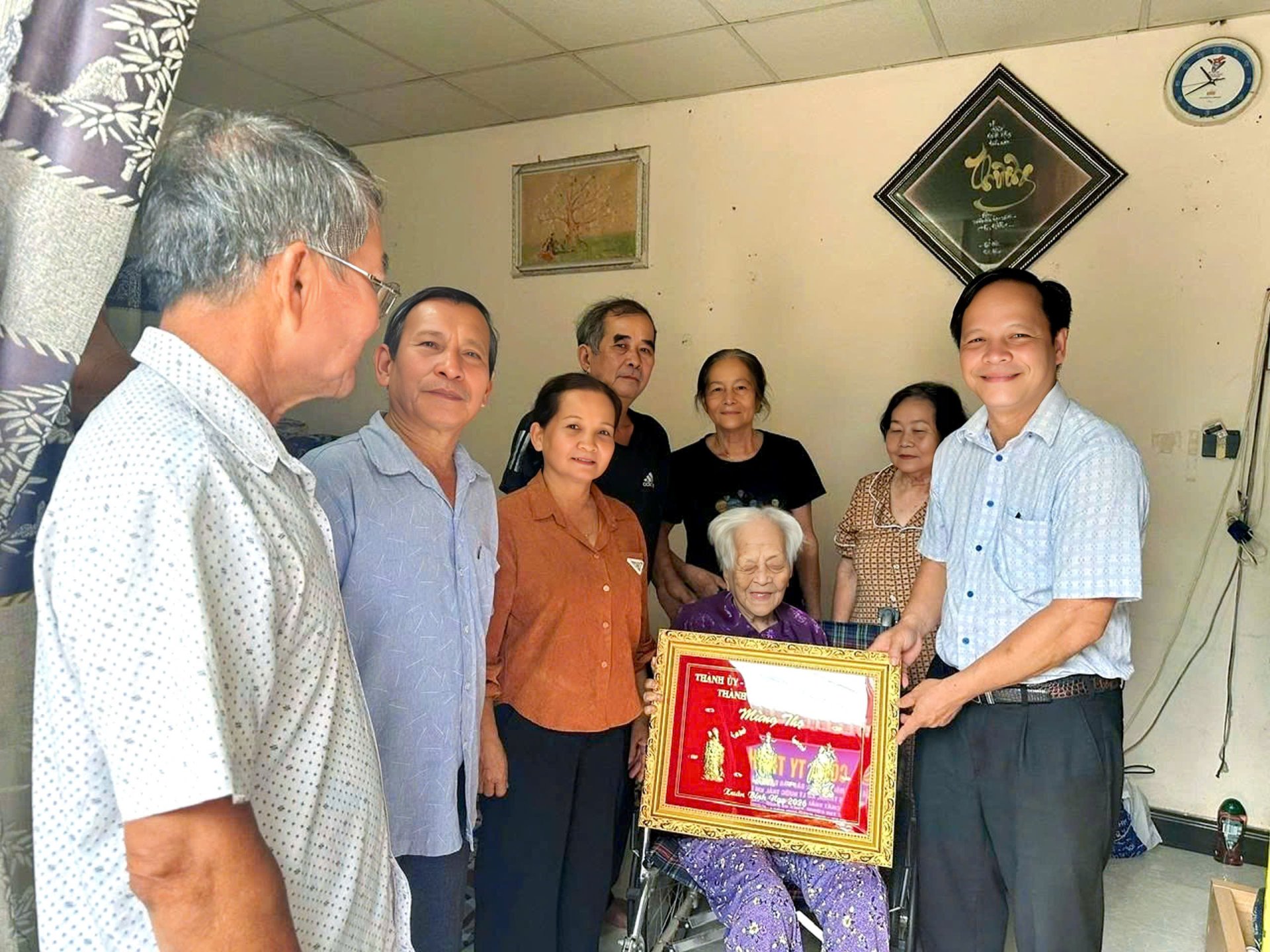 PHƯỜNG CHÁNH HIỆP TỔ CHỨC THĂM, CHÚC THỌ - MỪNG THỌ NGƯỜI CAO TUỔI NHÂN DỊP TẾT NGUYÊN ĐÁN BÍNH NGỌ 2026