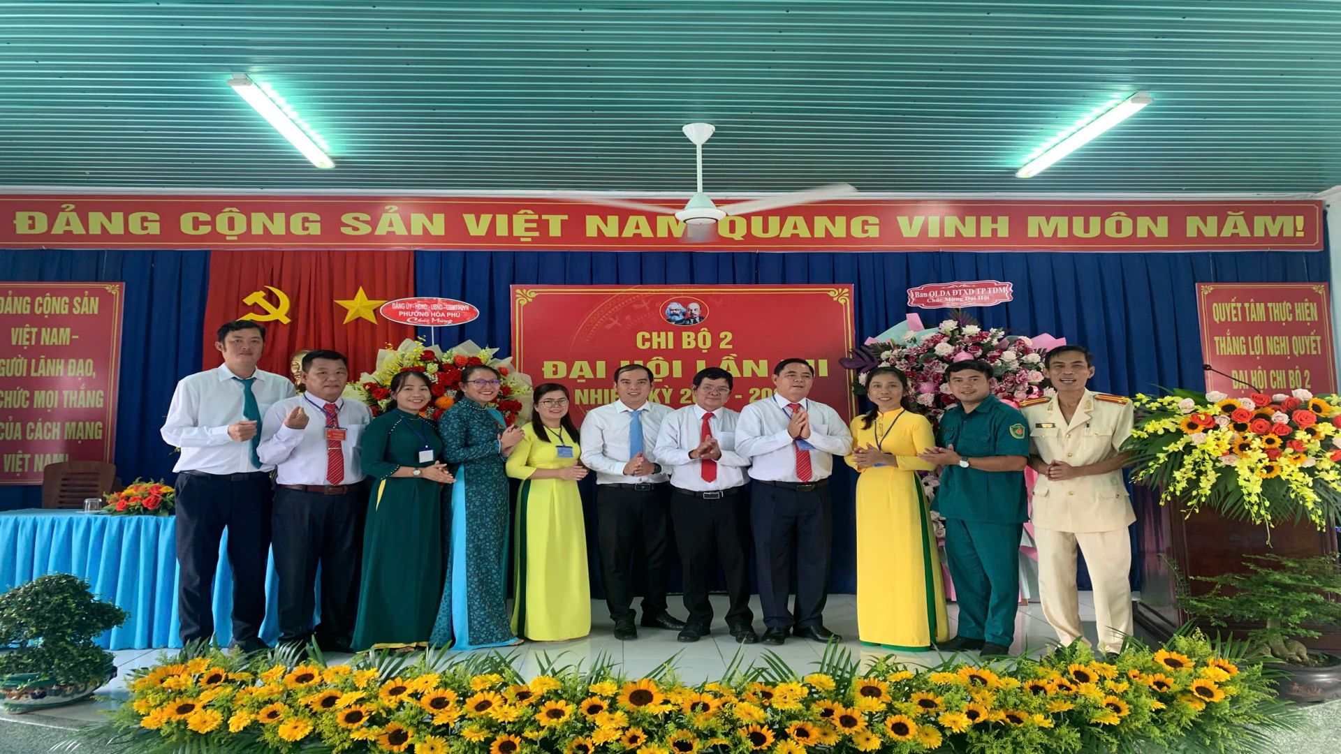 Phường Hòa Phú: Tổ chức thành công Đại hội Chi bộ trực thuộc Đảng bộ phường Hòa Phú Nhiệm kỳ 2025-2027