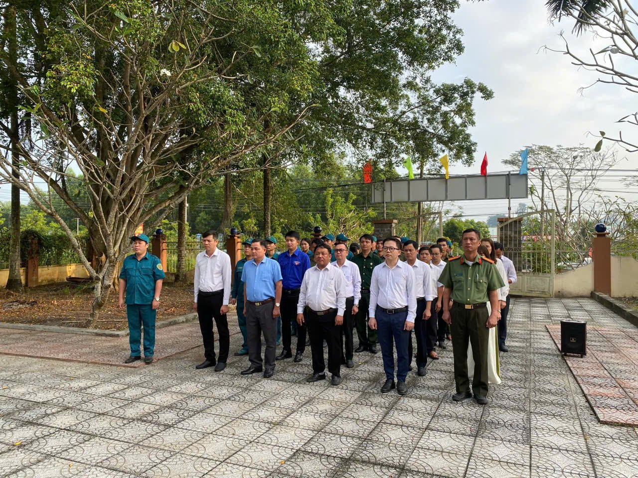 Xã Thường Tân  Tổ chức viếng bia tưởng niệm các Anh hùng Liệt sĩ