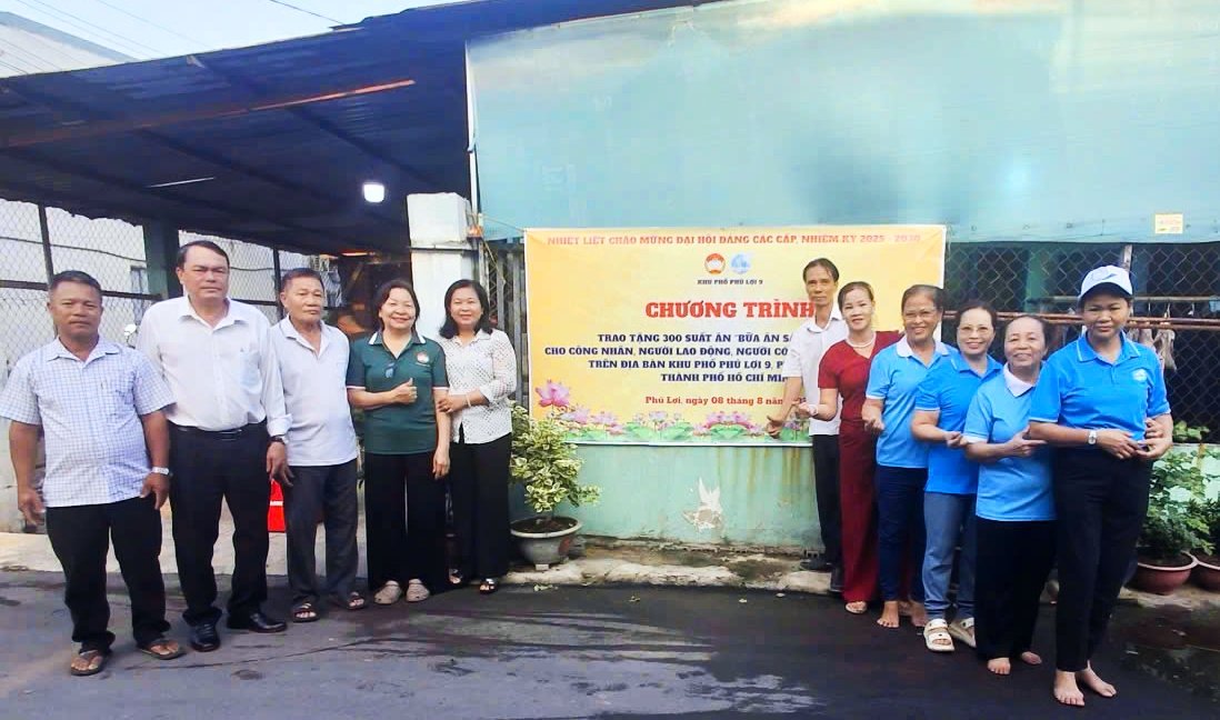 Sôi nổi hoạt động thiện nguyện của hệ thống Mặt trận và các đoàn thể Khu dân cư trên địa bàn phường Phú Lợi