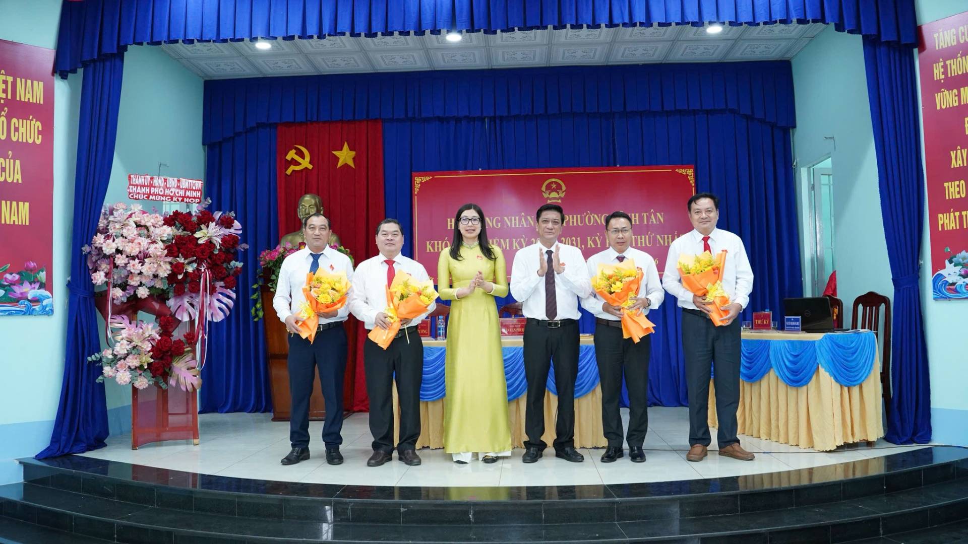 C&oacute; thể l&agrave; h&igrave;nh ảnh về văn bản