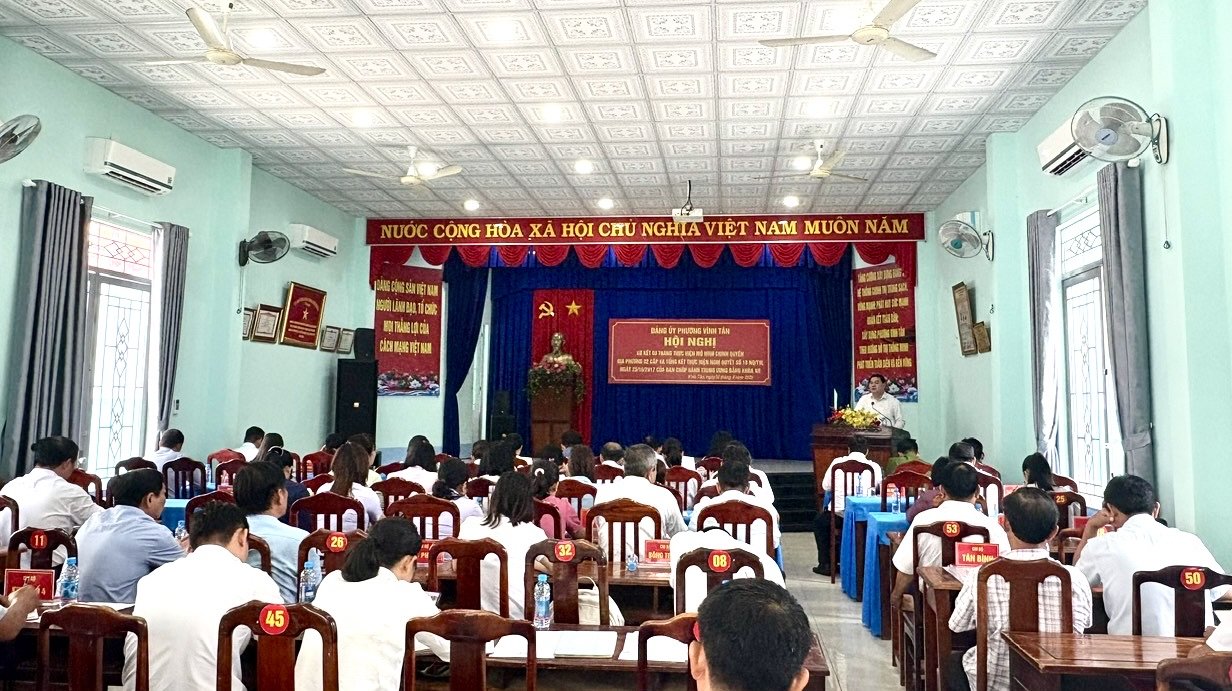 Hội nghị sơ kết 03 tháng thực hiện chính quyền địa phương 02 cấp và tổng kết việc thực hiện Nghị quyết số 18-NQ/TW ngày 25/10/2017 của Ban Chấp hành Trung ương khóa XII