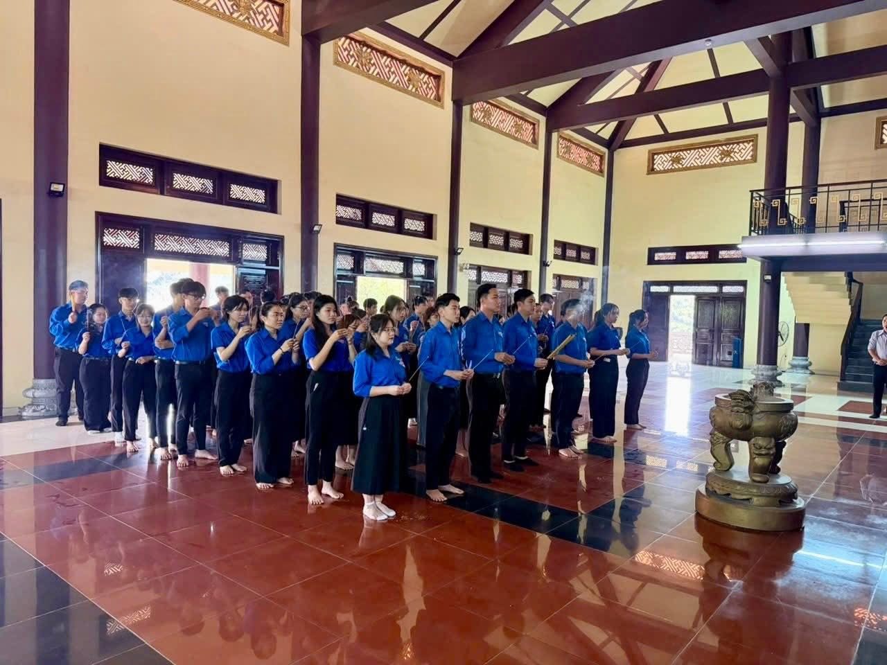 ĐOÀN PHƯỜNG VĨNH TÂN CHÀO MỪNG KỶ NIỆM NGÀY THÀNH LẬP QUÂN ĐỘI NHÂN DÂN VIỆT NAM, NGÀY HỘI QUỐC PHÒNG TOÀN DÂN