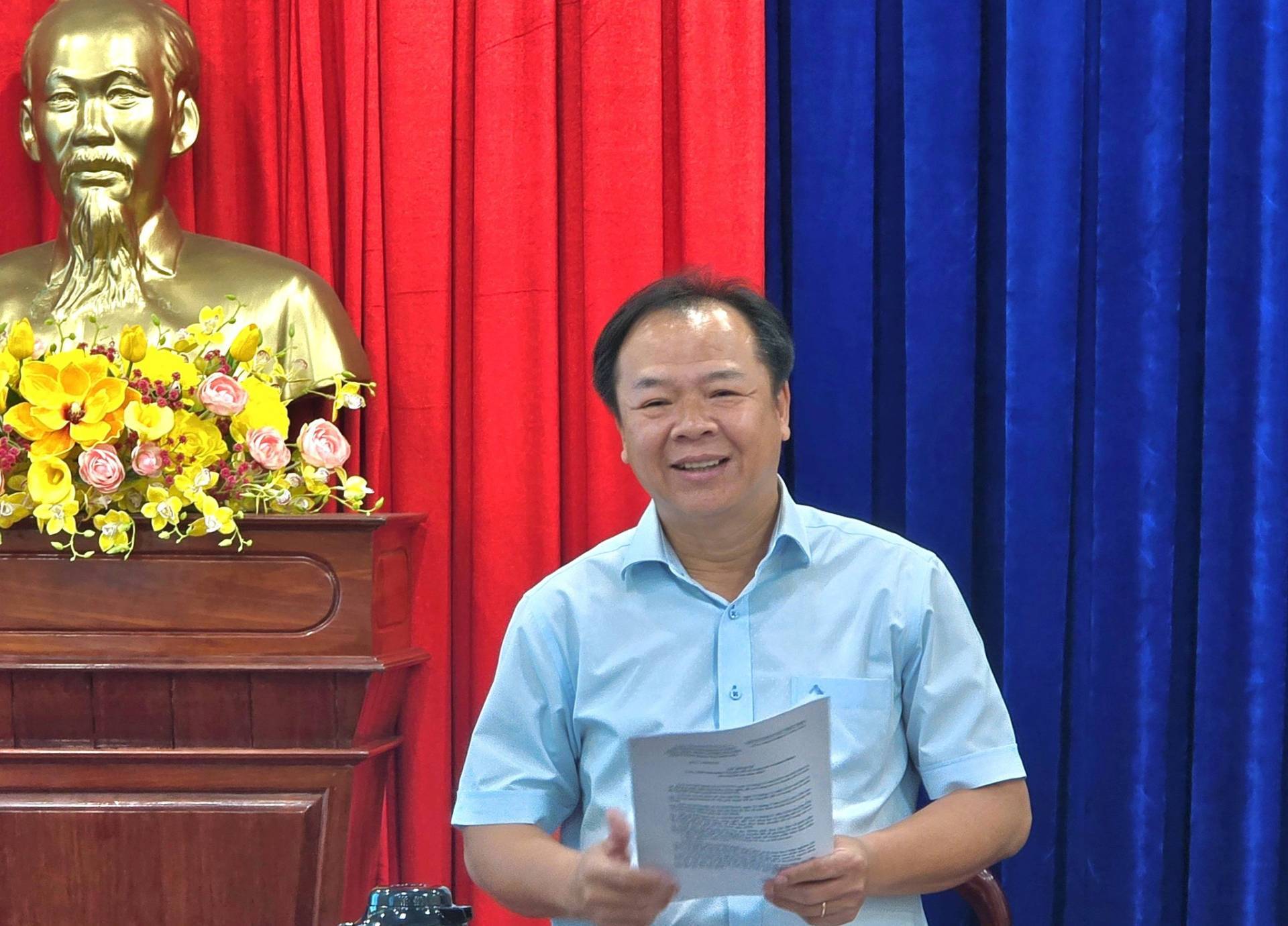 C&oacute; thể l&agrave; h&igrave;nh ảnh về c&aacute;i bục