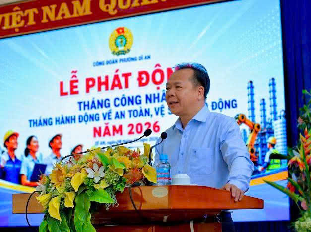 Có thể là hình ảnh về văn bản cho biết 'IỆT NAM ဓပ +យទគ់ فوتیه HaH CÔNG LỄ PHÁT ĐỘI THÁNG CÔNG NHA THÁNG HÀNH ĐỘNG VỀ AN TOÀN, VỆ NĂM 2036 ĐỘNG'