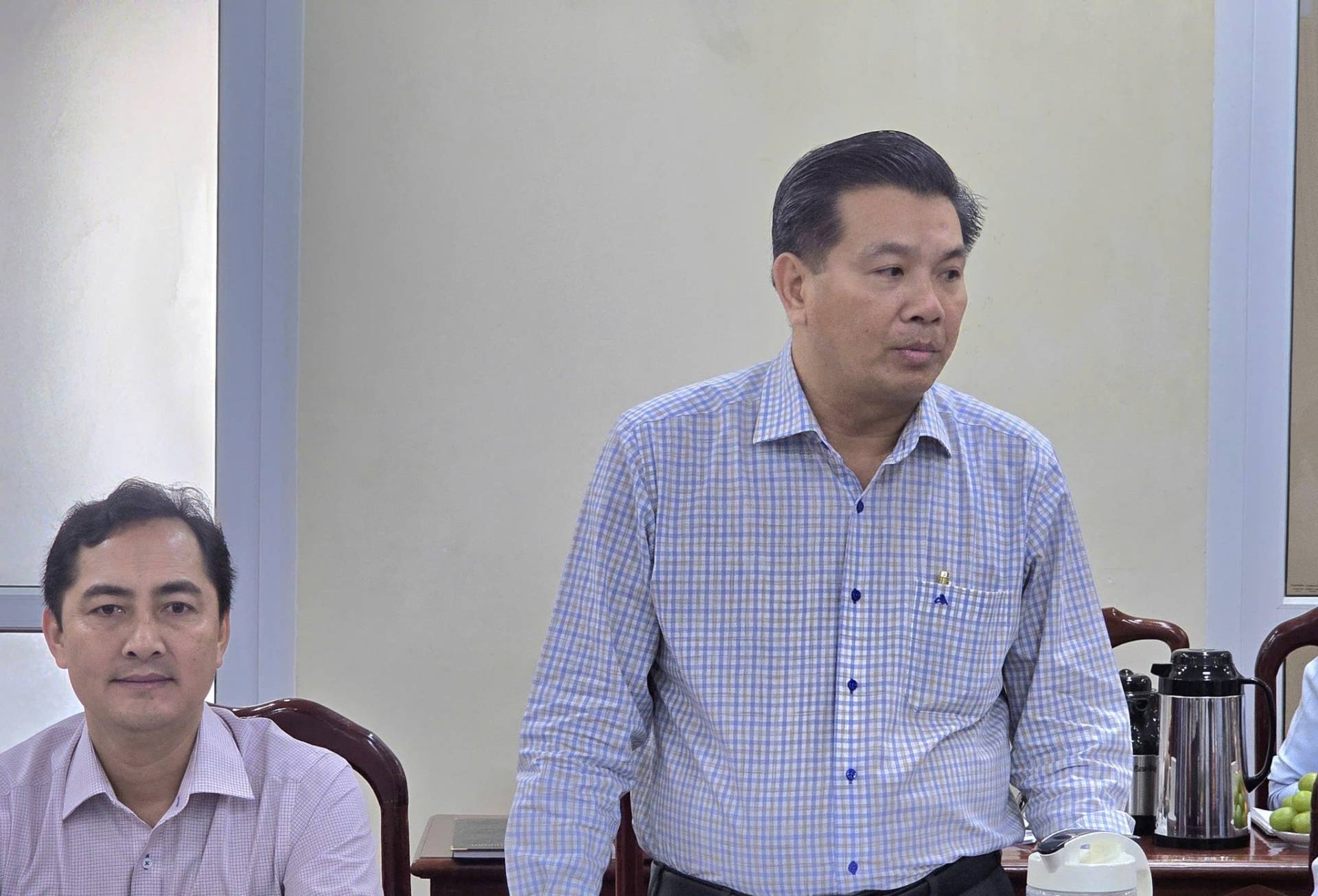 C&oacute; thể l&agrave; h&igrave;nh ảnh về một hoặc nhiều người