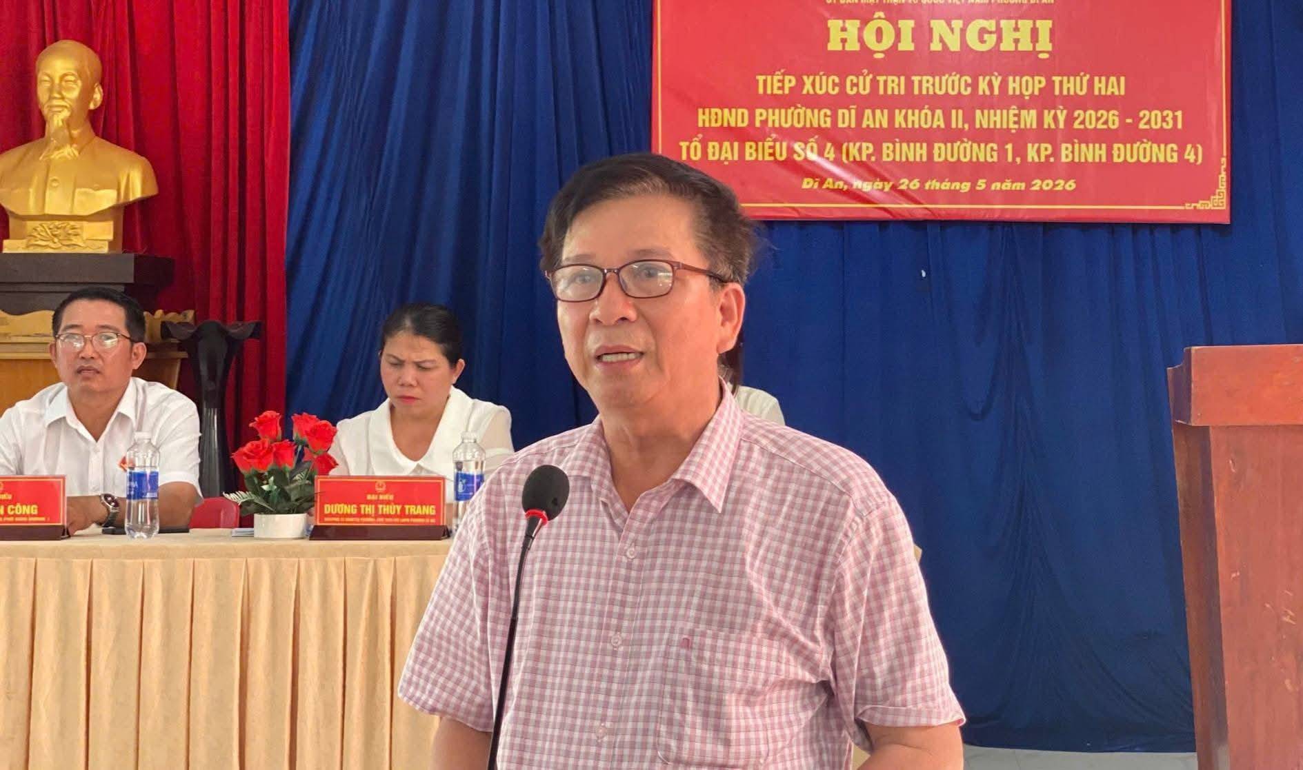 Có thể là hình ảnh về đền thờ và văn bản cho biết 'HỘI NGHI TIẾP XÚC CỬ TRI TRƯỚC KỲ HỌP THỨ HAI HDND PHƯỞNG DI AN KHÓA |, NHIỆM KỲ 2026 2031 TỔ ĐẠI BIỂU S04 (KP. BÌNH ĐƯỞNG 1, KP. BÌNH ĐƯỜNG 4) DiAn,ngày 26 tháng năm 2026 CÔNG ำมิ DƯƠNG ย THUY TRANG'