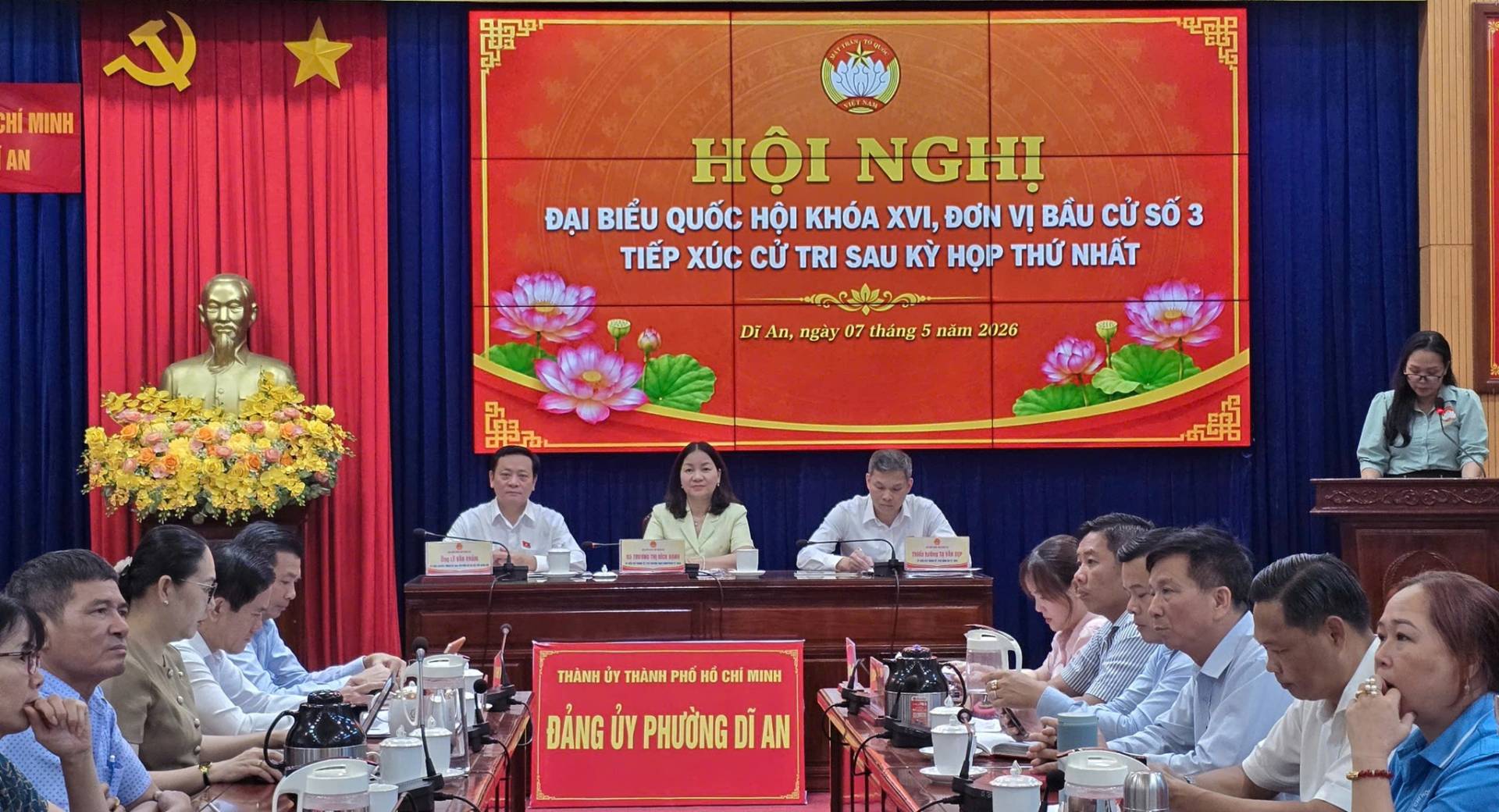 Có thể là hình ảnh về văn bản cho biết 'HÍ MINH AN ඇු HỘI NGHI ĐẠI BIỂU QUỐC HỘI KHÓA χиι, ĐƠN VỊ BẤU CỬ SỐ 3 TIẾP XÚC CỬ TRI SAU κy HỌP THỨ NHẤT -ിജത Di An, ngày 07 tháng năm 21026 bcjte សង្ញំ THÀNH ÜY THẢNH PHỐ เย 0 CHI MINH ĐÁNG ỦY PHƯỜNG DI AN'