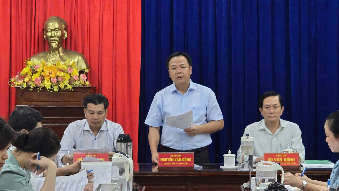 C&oacute; thể l&agrave; h&igrave;nh ảnh về đền thờ v&agrave; văn bản