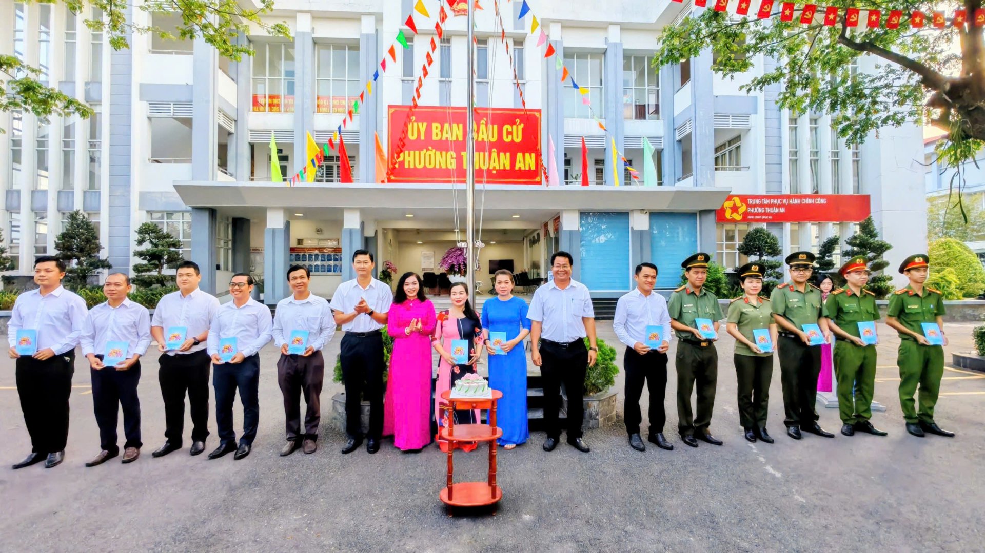 CHÀO CỜ THÁNG 03/2026 VÀ SINH HOẠT CHO CÔNG ĐOÀN VIÊN CÓ NGÀY SINH TRONG THÁNG