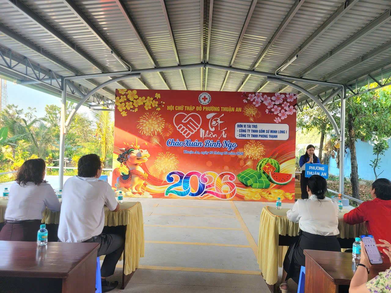 Tổ chức Chương trình "Tết Nhân Ái" trao quà cho người dân có hoàn cảnh khó khăn nhân dịp Tết cổ truyền Xuân Bính Ngọ 2026.