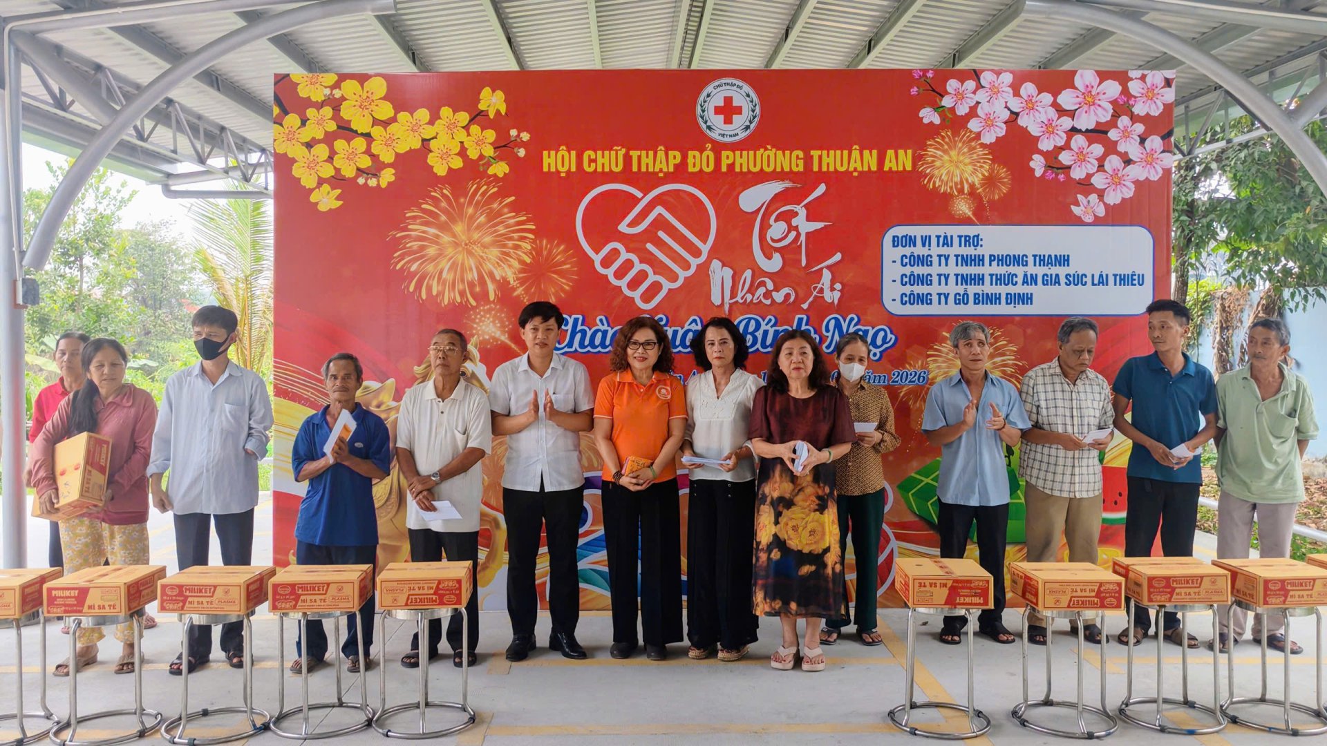 HỘI CHỮ THẬP ĐỎ PHƯỜNG THUẬN AN TỔ CHỨC CHƯƠNG TRÌNH TẾT NHÂN ÁI