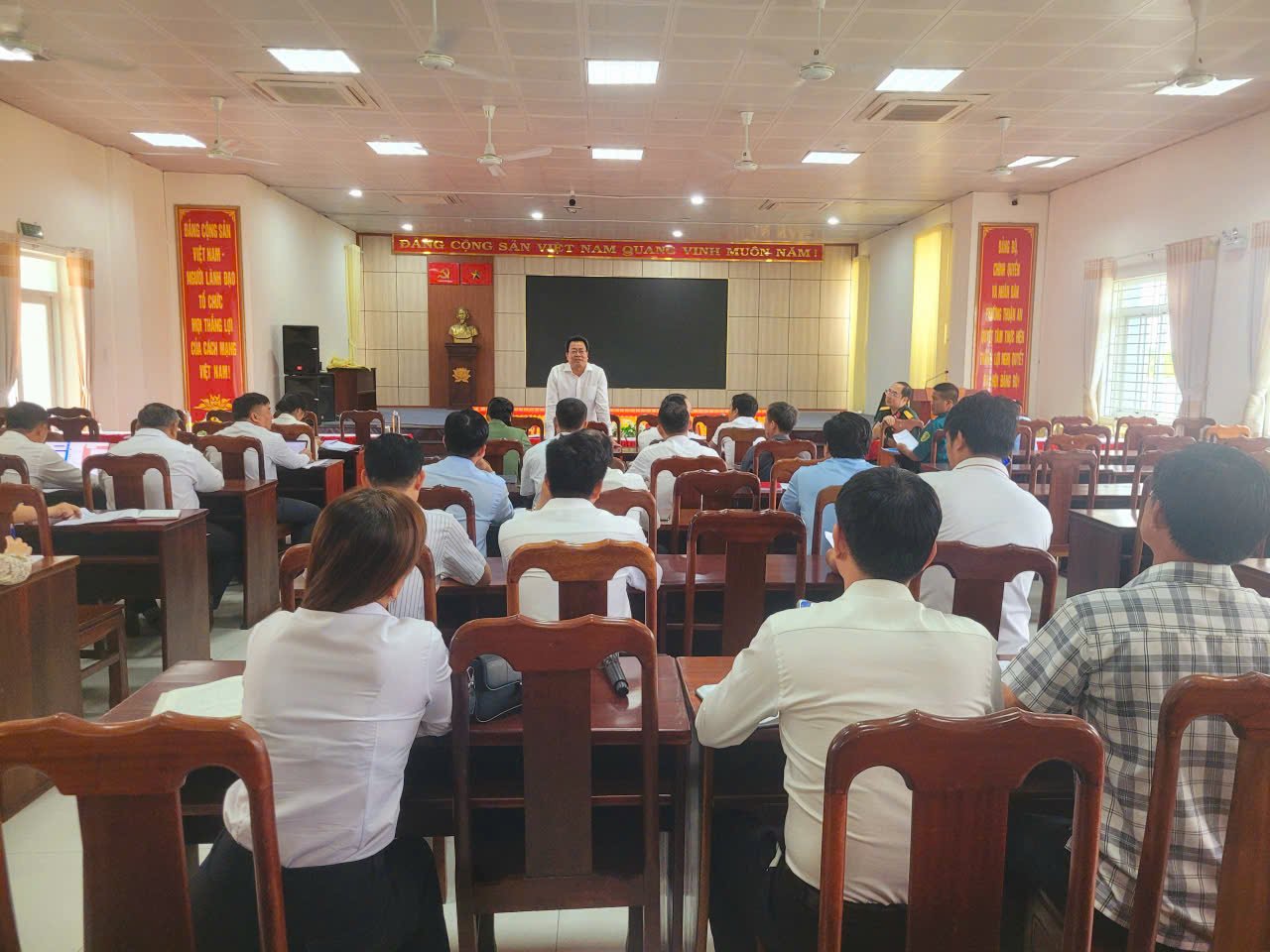 TỔ CHỨC HỌP HỘI ĐỒNG NGHĨA VỤ QUÂN SỰ, CHUẨN BỊ CÔNG TÁC GIAO QUÂN NĂM 2026