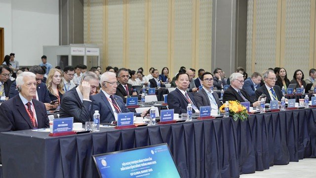 Khoa học công nghệ chính là "chìa khóa" mở ra mô hình tăng trưởng mới