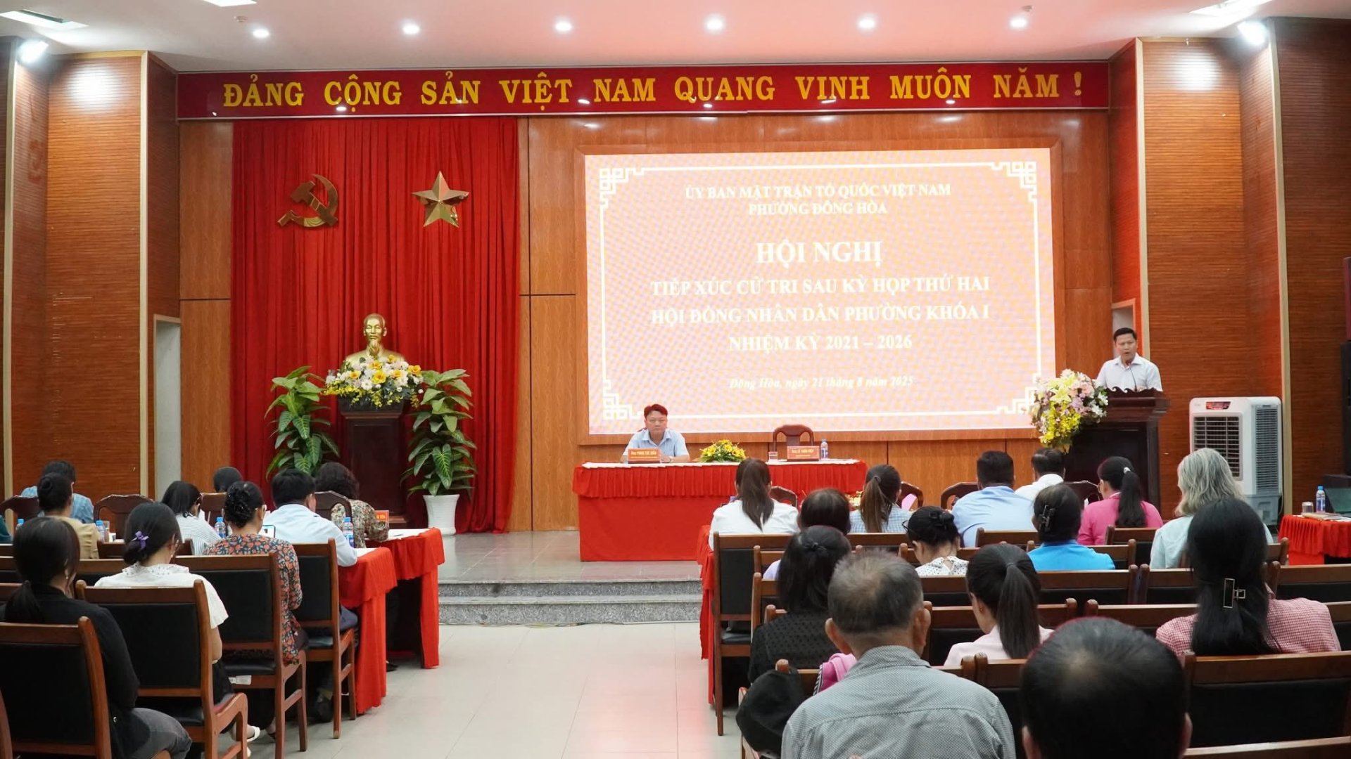 Tổ đại biểu HĐND phường Đông Hòa tổ chức tiếp xúc cử tri sau Kỳ họp thứ 2, HĐND phường khóa I, nhiệm kỳ 2021 - 2026