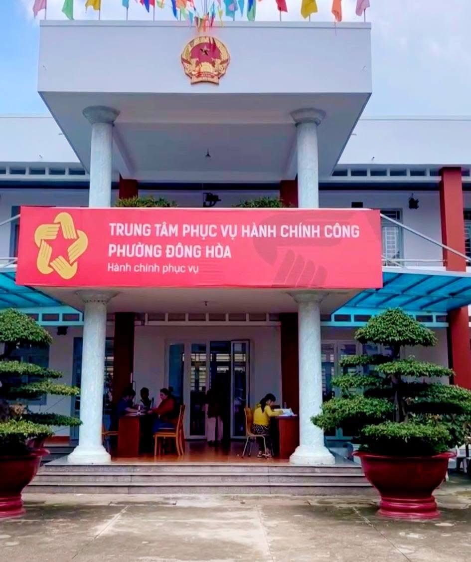 Phường Đông Hòa nâng tầm chất lượng giải quyết thủ tục hành chính