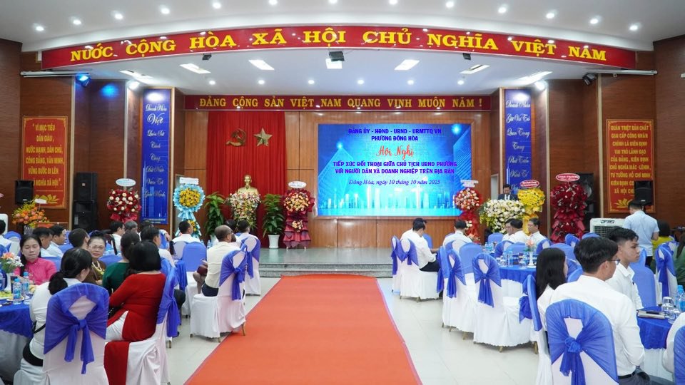 Đông Hòa tăng cường đối thoại với doanh nghiệp và người dân "Chung tay kiến tạo đô thị tri thức, hiện đại"