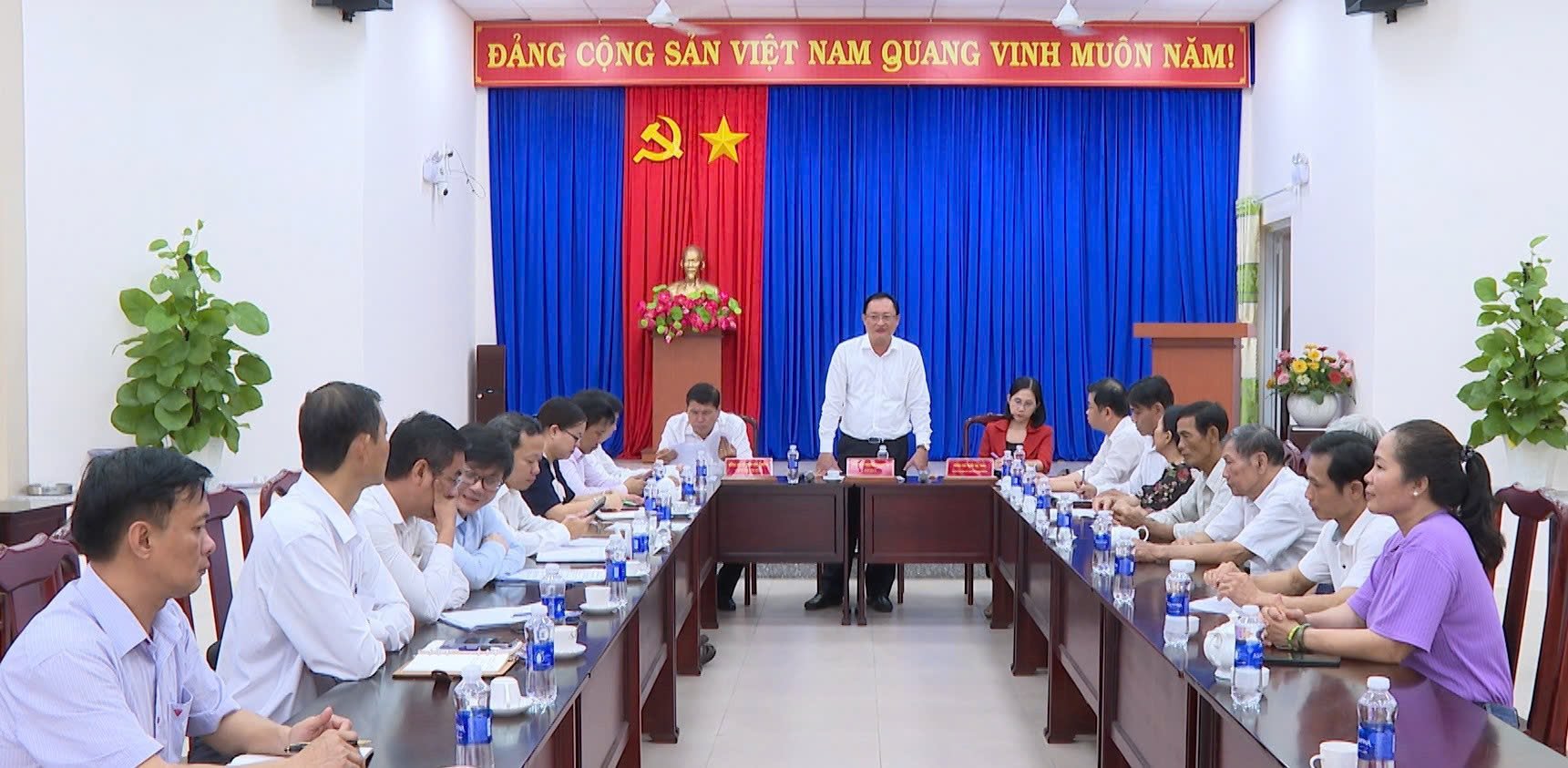 Thường trực Đảng ủy thăm và làm việc tại khu phố Phú Thạnh