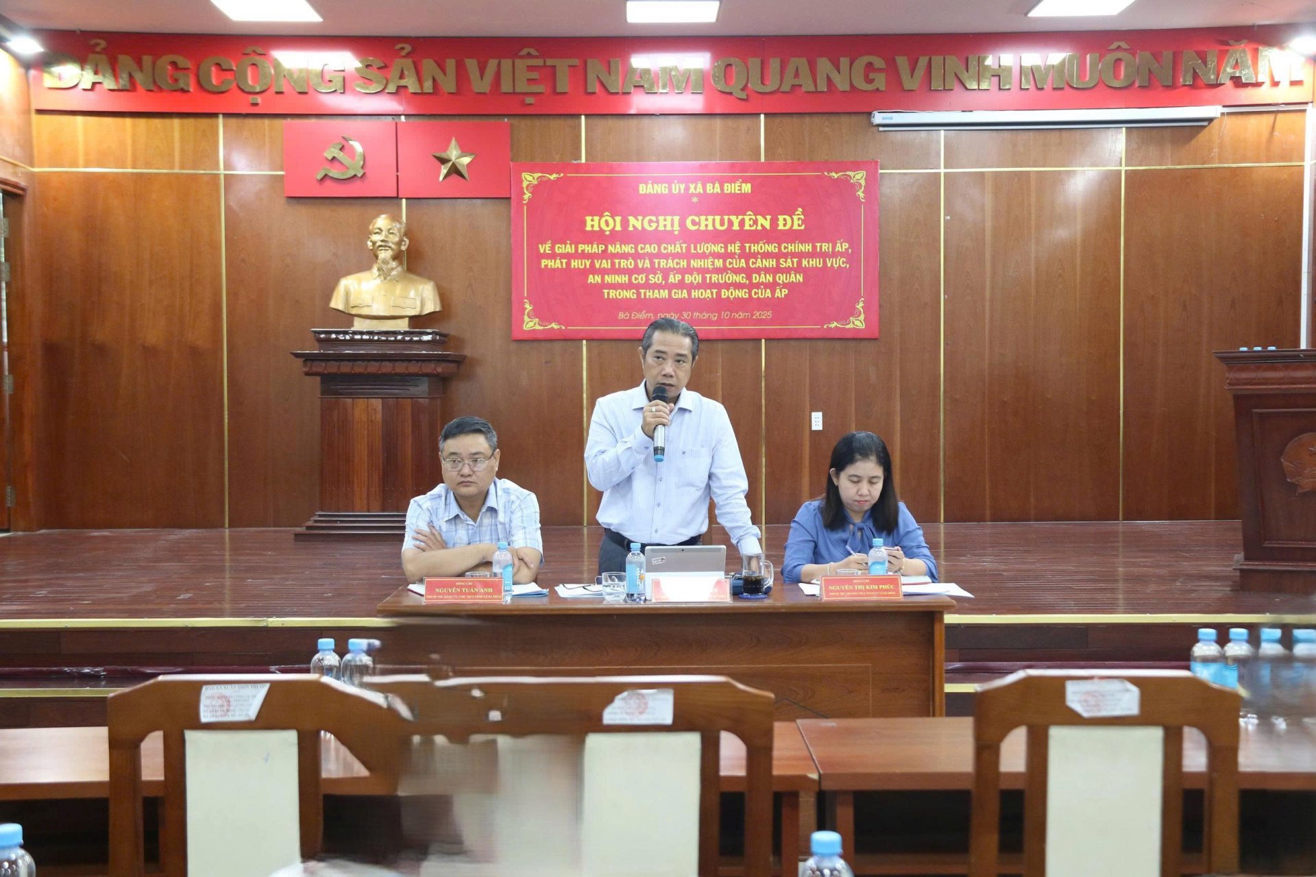 Đảng ủy xã Bà Điểm tổ chức Hội nghị sinh hoạt chuyên đề lần 2 năm 2024