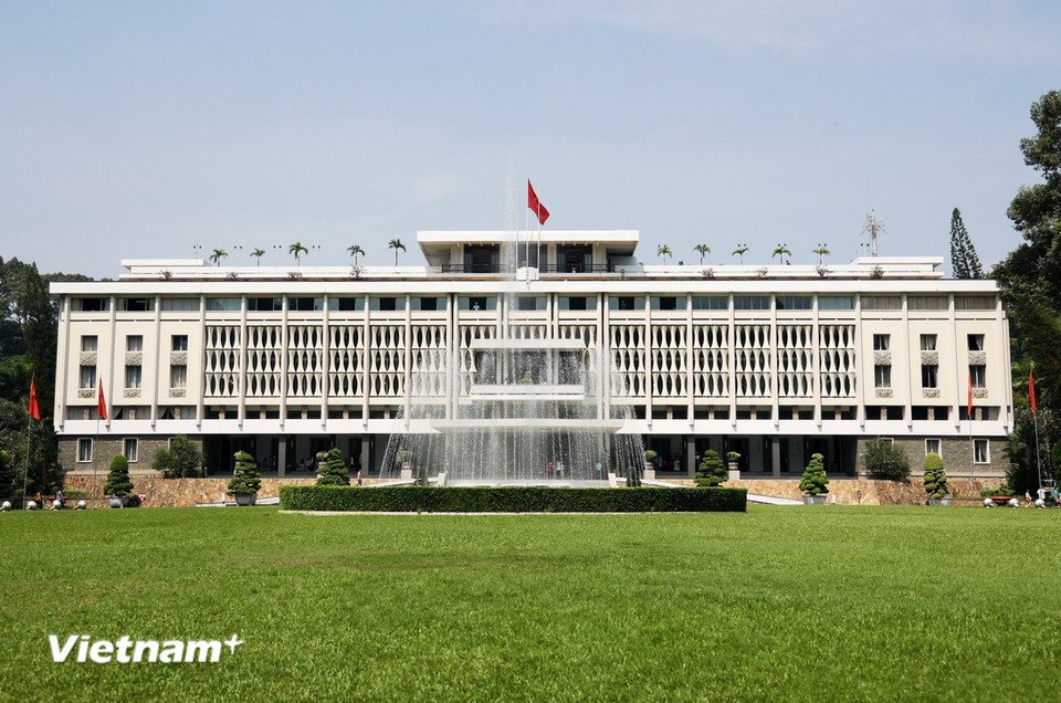 Dinh Độc Lập là điểm đến nổi tiếng bậc nhất không chỉ của TP.Hồ Chí Minh mà còn của cả nước