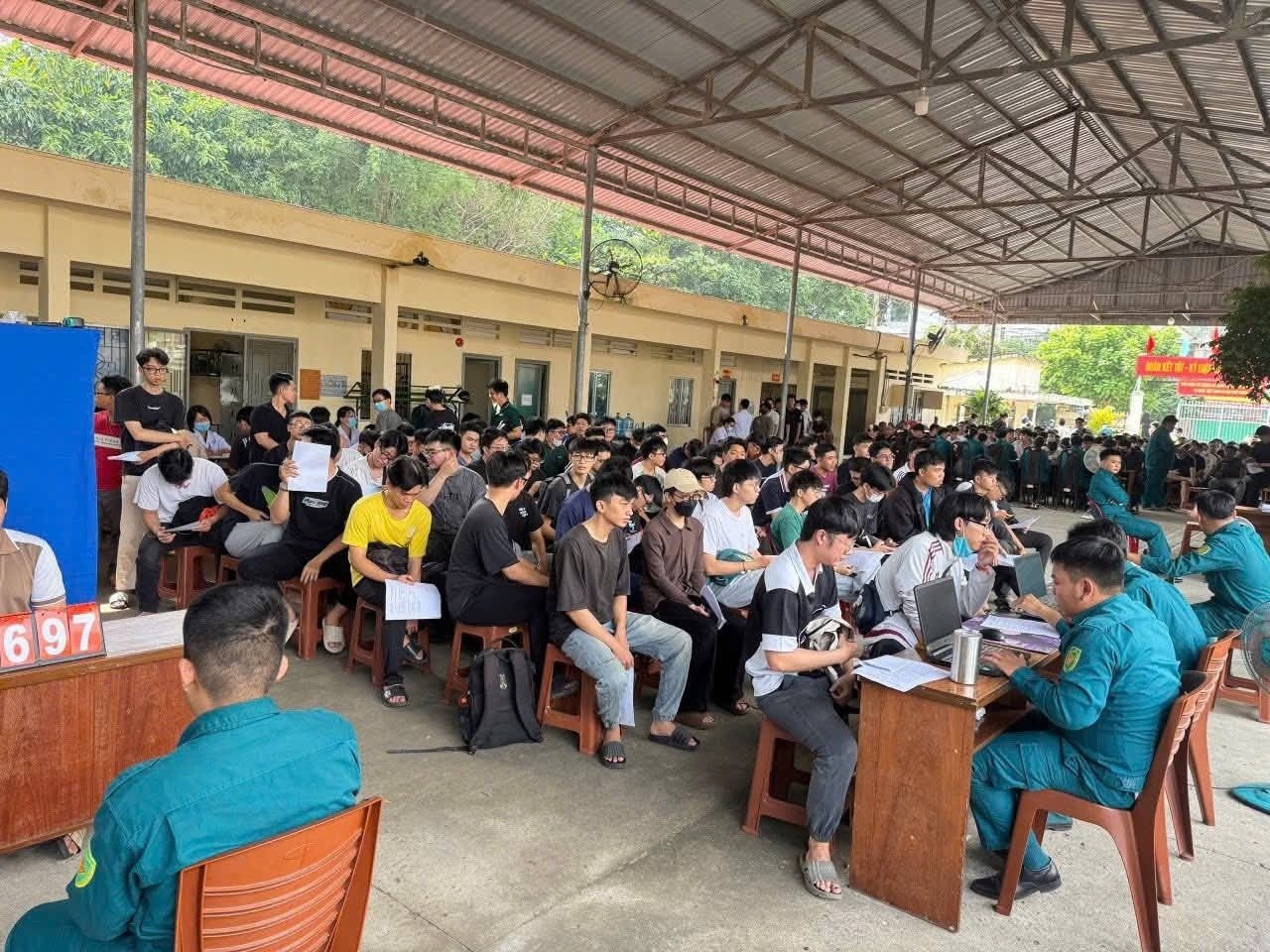 HỘI ĐỒNG NGHĨA VỤ QUÂN SỰ PHƯỜNG LINH XUÂN TỔ CHỨC SƠ TUYỂN NGHĨA VỤ QUÂN SỰ NĂM 2026
