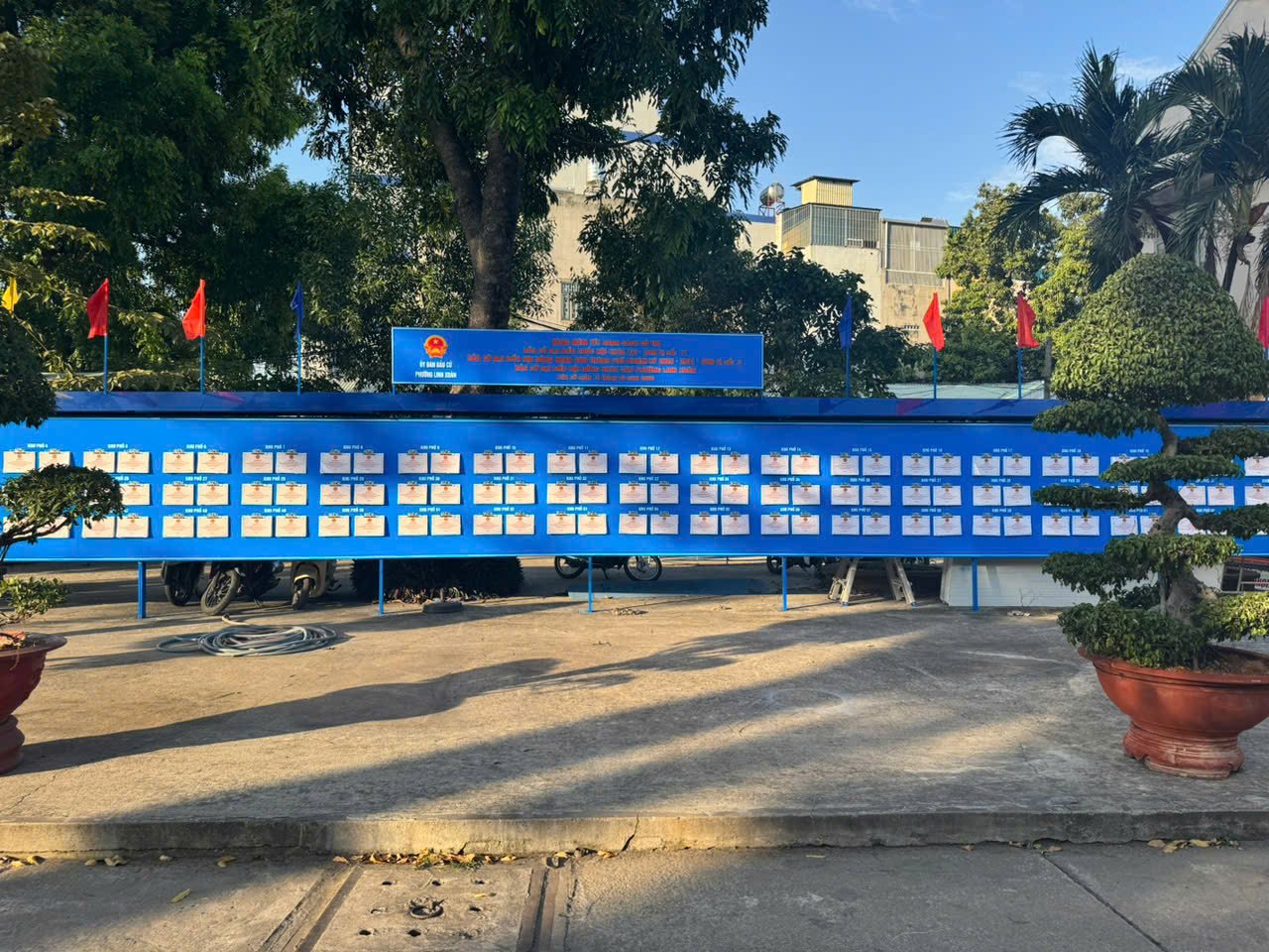 NIÊM YẾT DANH SÁCH CỬ TRI PHƯỜNG LINH XUÂN