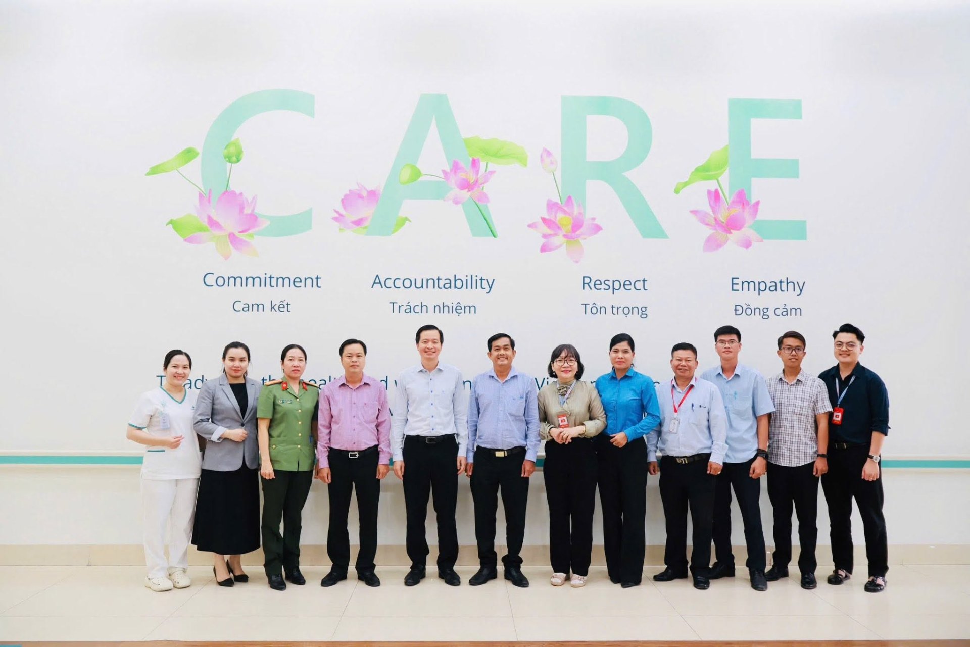 TIẾP XÚC, VẬN ĐỘNG THÀNH LẬP TỔ CHỨC ĐẢNG VÀ TỔ CHỨC CHÍNH TRỊ - XÃ HỘI TẠI CÁC DOANH NGHIỆP NGOÀI KHU VỰC NHÀ NƯỚC
