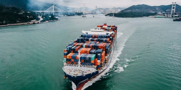 Số liệu xuất, nhập khẩu các tháng năm 2025