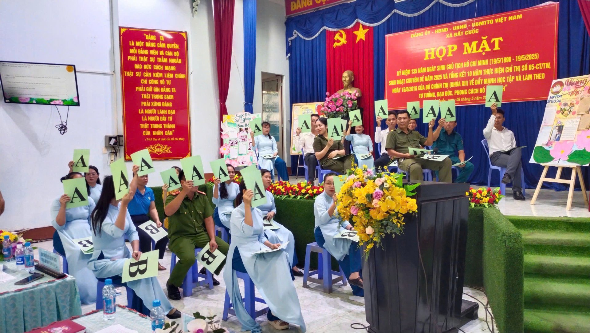 Thủ tướng yêu cầu tăng cường công tác bảo đảm an ninh, trật tự dịp Lễ 30/4 và 01/5