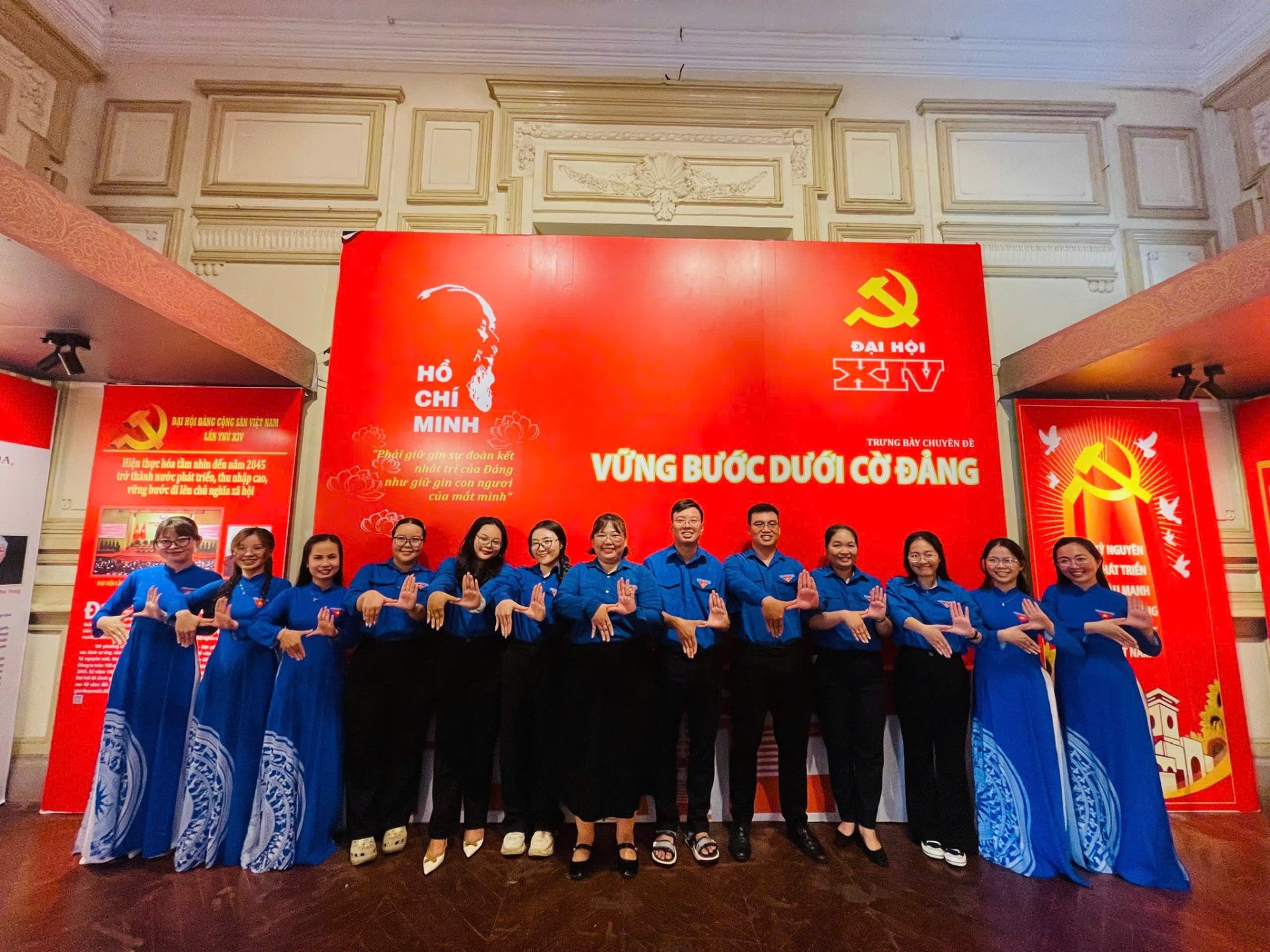 HÀNH TRÌNH TIẾP NỐI TRUYỀN THỐNG - VỮNG BƯỚC DƯỚI CỜ ĐẢNG