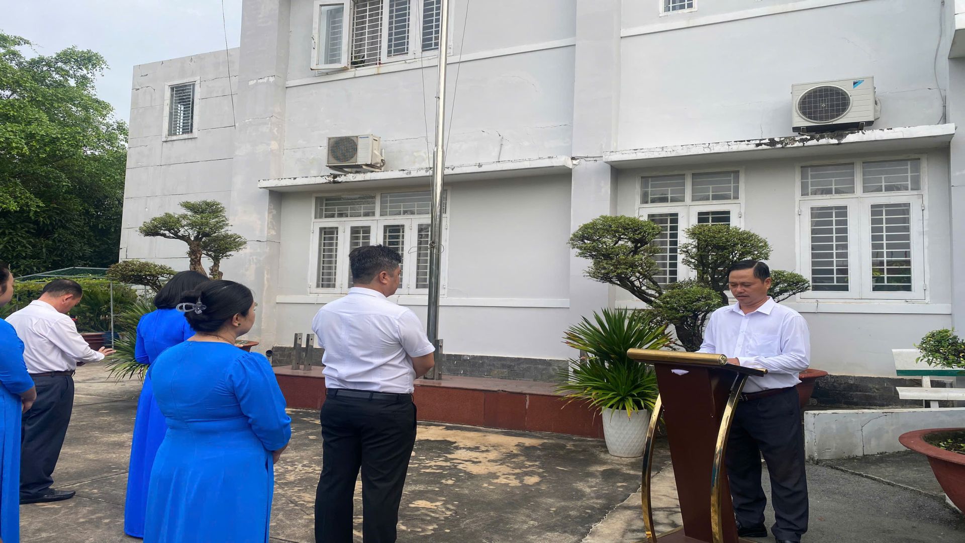 CHÀO CỜ ĐẦU THÁNG 12/2024