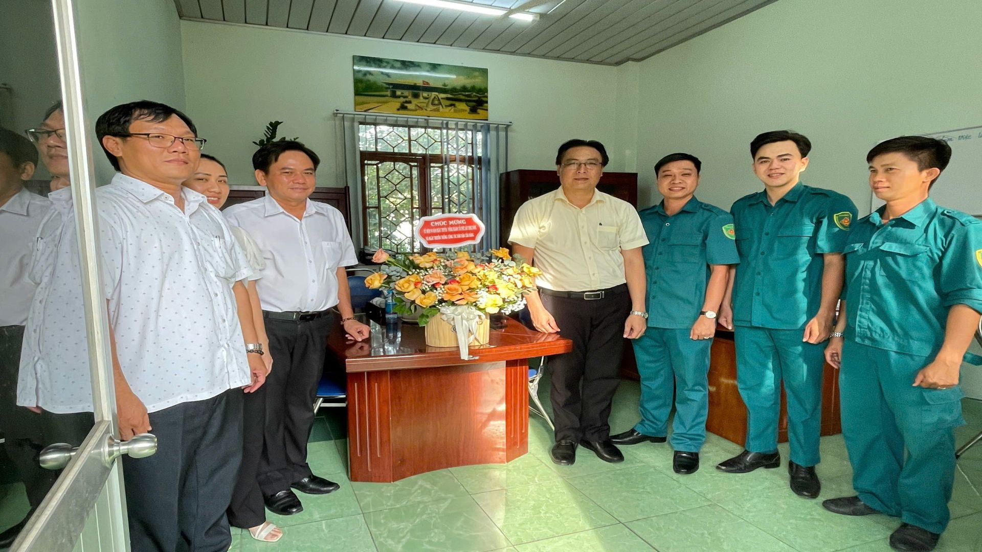 Chúc mừng Kỷ niệm 94 năm Ngày truyền thống ngành tổ chức xây dựng Đảng (14/10/1930-14/10/2024) và Ngày truyền thống công tác dân vận của Đảng (15/10/1930-15/10/2024)