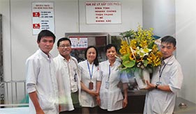 VIAGS thăm hỏi y bác sĩ nhân Ngày Thầy thuốc Việt Nam