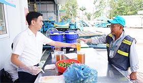 VIAGS TSN với chương trình ‘Quầy nước thanh niên’