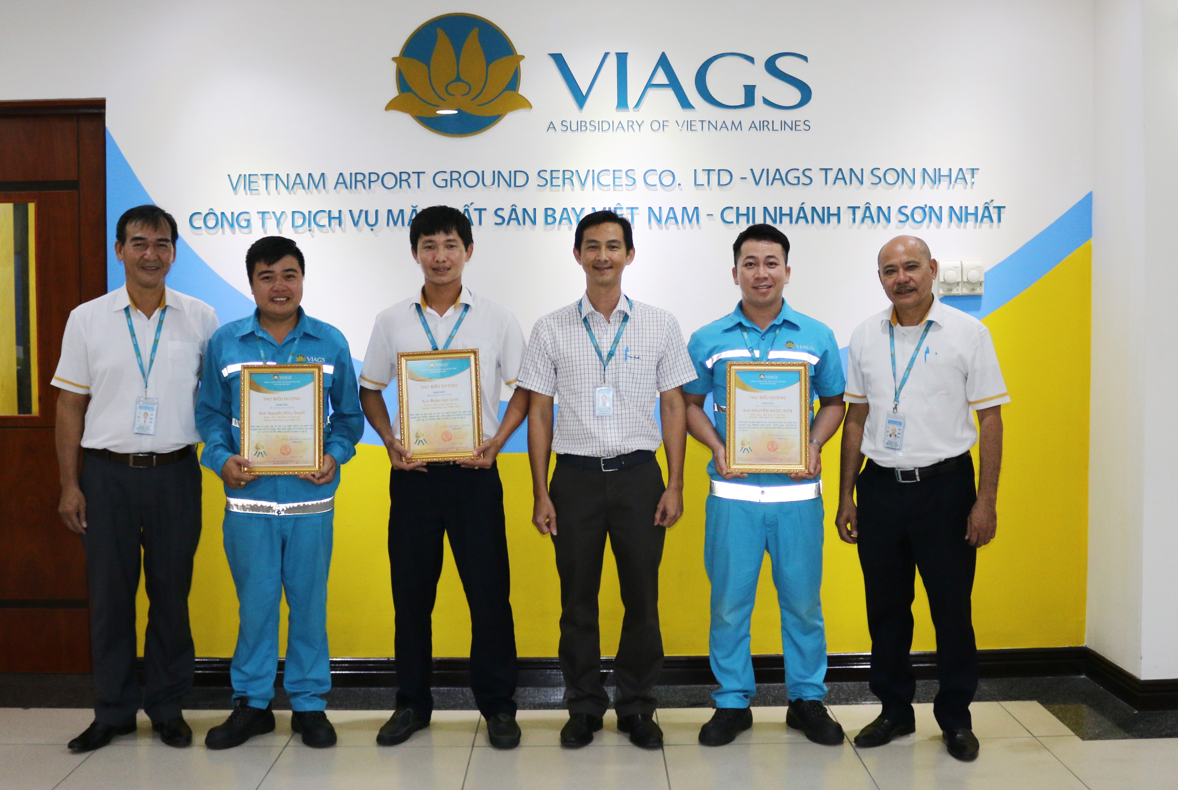 VIAGS TÂN SƠN NHẤT TỔ CHỨC LỄ BIỂU DƯƠNG KHEN THƯỞNG GƯƠNG NGƯỜI TỐT VIỆC TỐT
