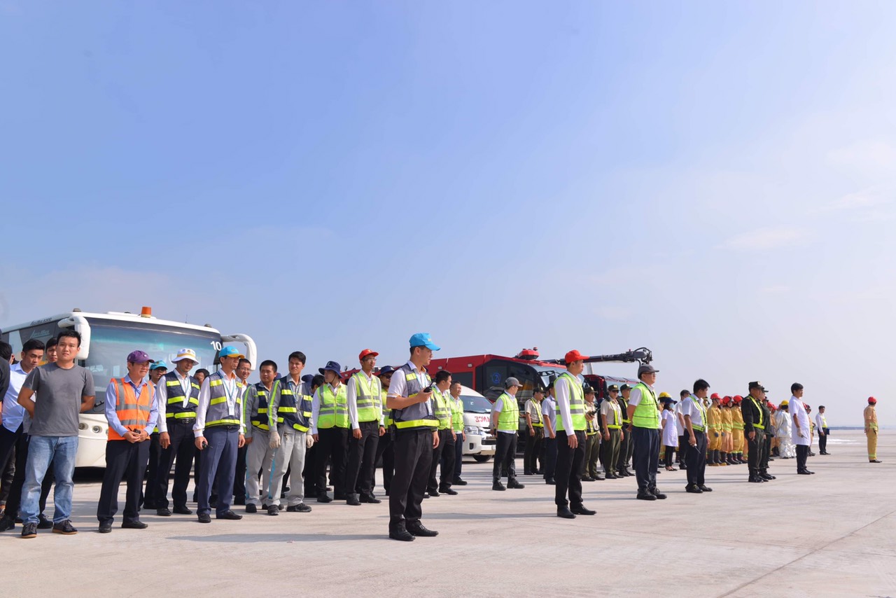 VIAGS TÂN SƠN NHẤT ĐÃ THAM GIA DIỄN TẬP KHẨN NGUY CỨU NẠN TÀU BAY CÙNG CẢNG HÀNG KHÔNG QUỐC TẾ TÂN SƠN NHẤT
