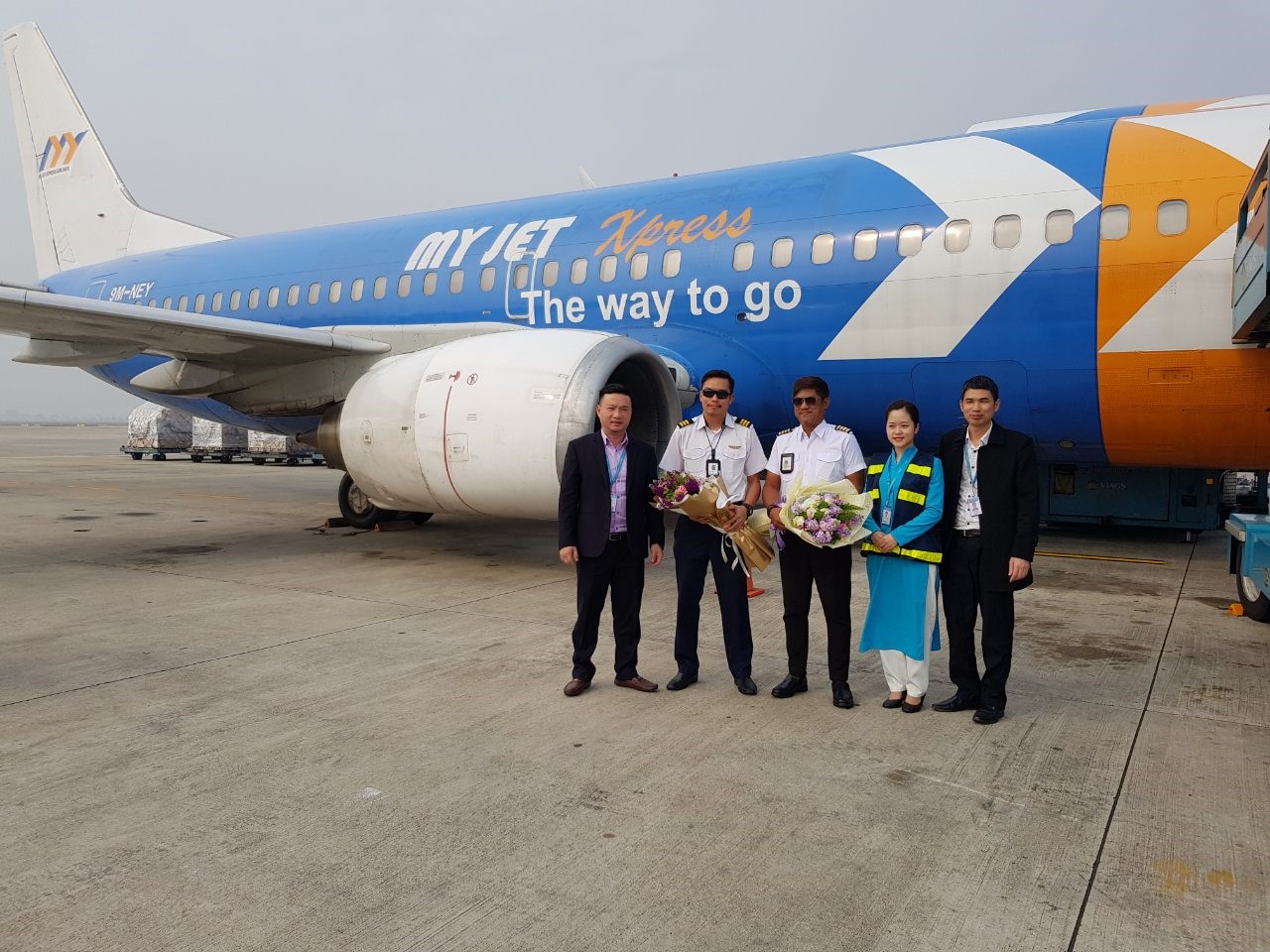 CONGRATULATE MY JET XPRESS AIRLINES’ FIRST FLIGHT TO NOI BAI AIRPORT
