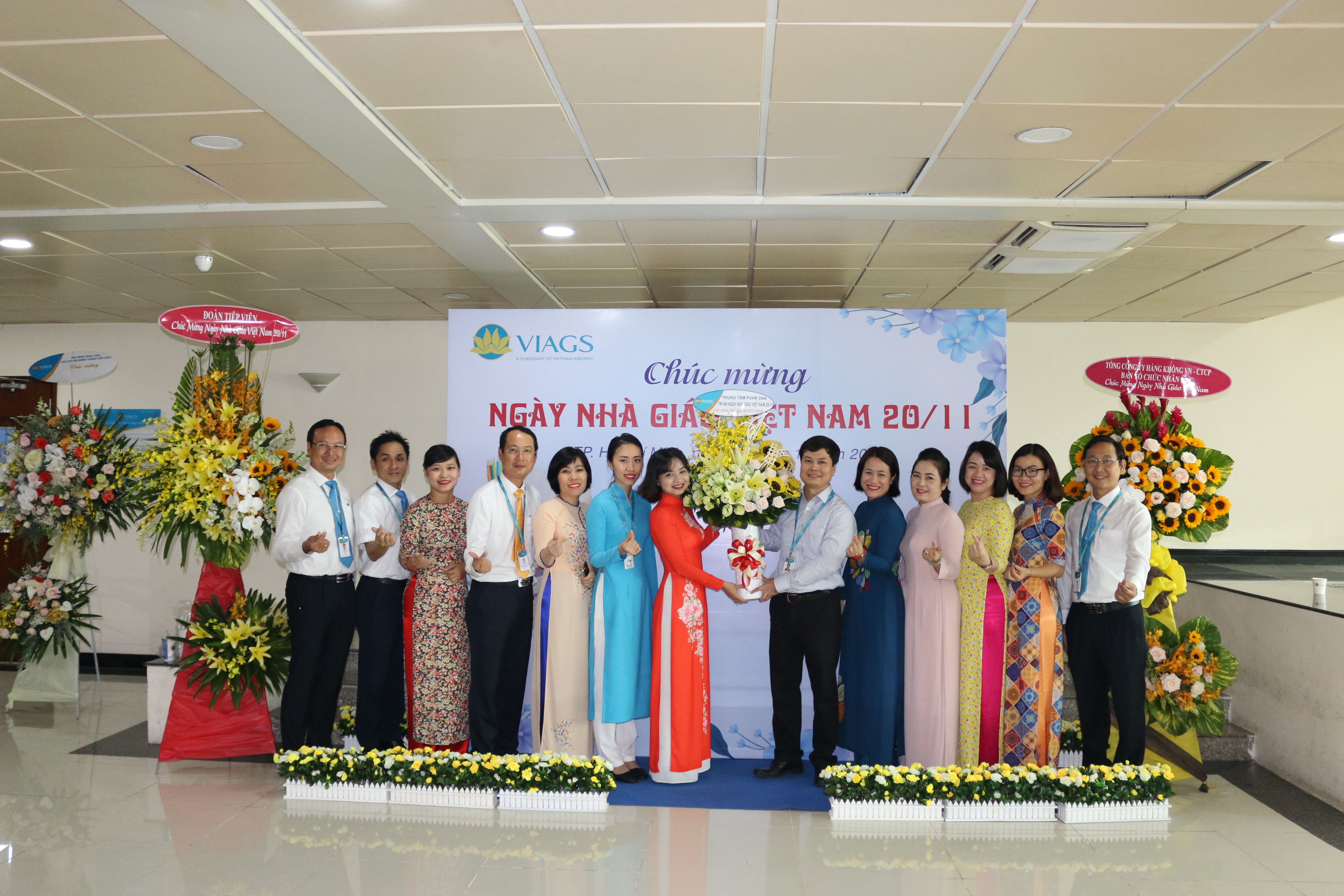 VIAGS Tân Sơn Nhất tưng bừng tổ chức chuỗi hoạt động tri ân giáo viên