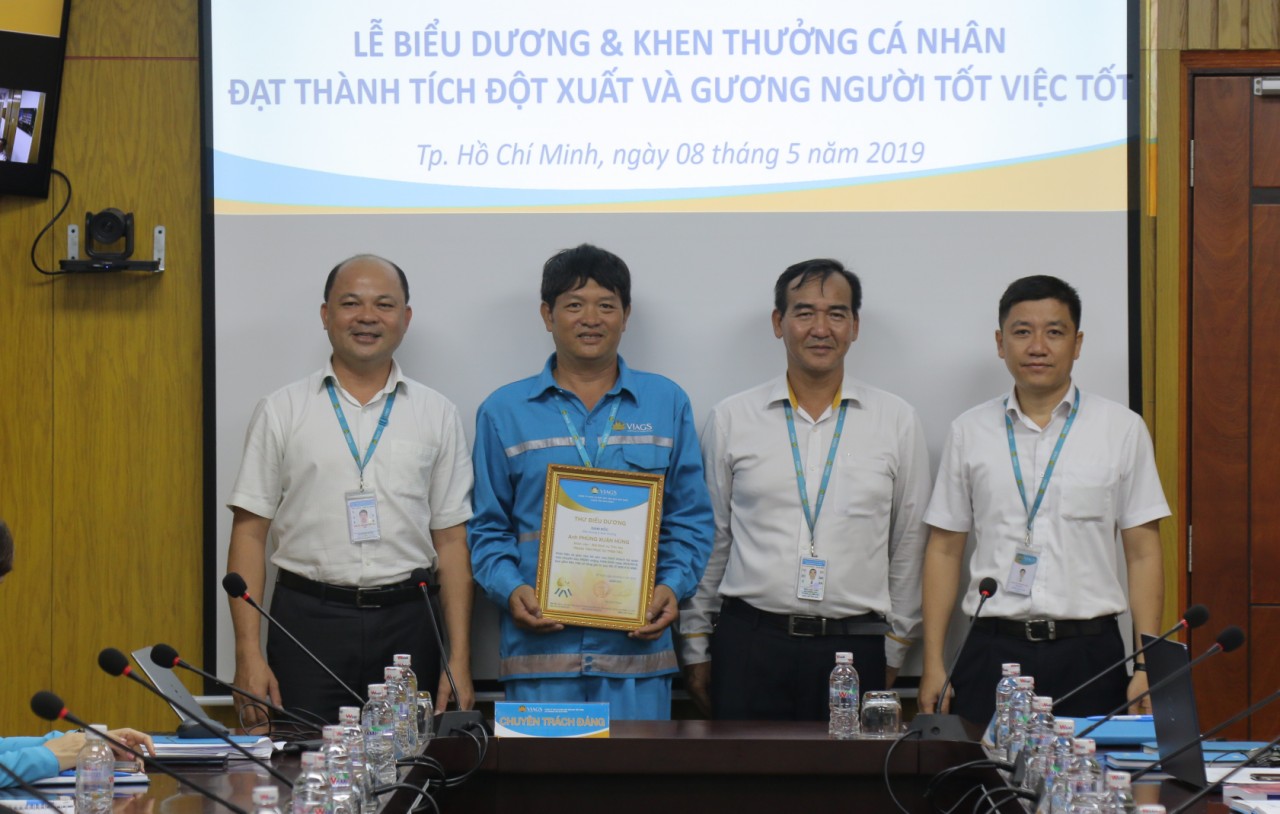 VIAGS TSN BIỂU DƯƠNG VÀ KHEN THƯỞNG GƯƠNG NGƯỜI TỐT VIỆC TỐT
