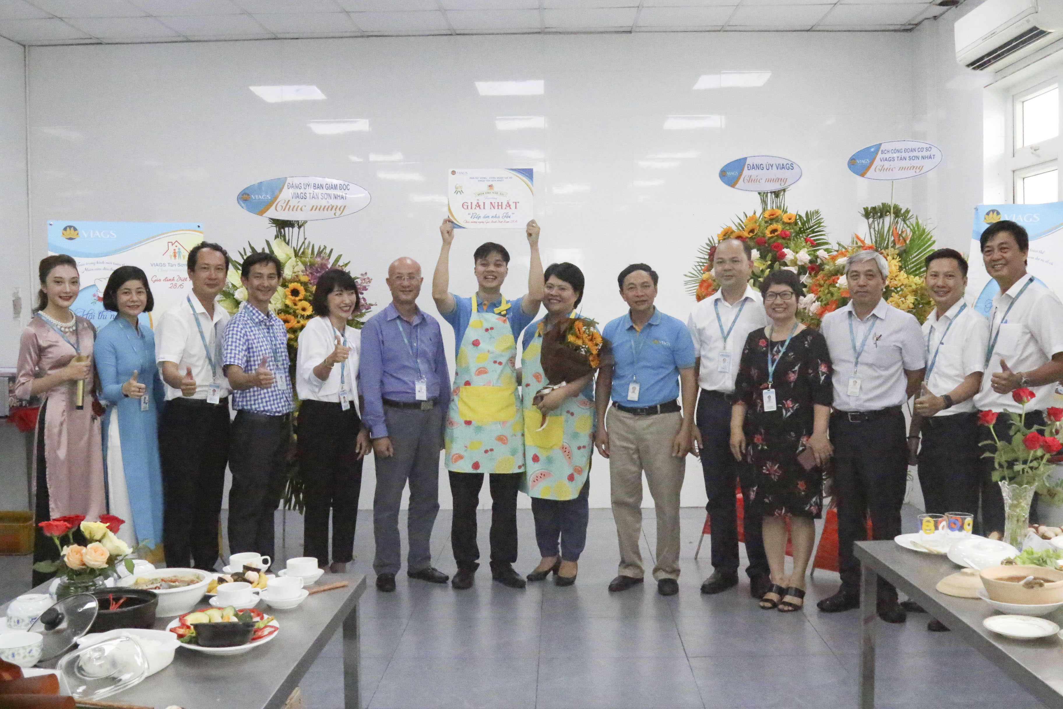 VIAGS TAN SON NHAT ORGANIZED A COOKING COMPETITION CALLED MY HOUSE’S WARM KITCHEN ON VIETNAMESE FAMILY DAY (JUNE 28)