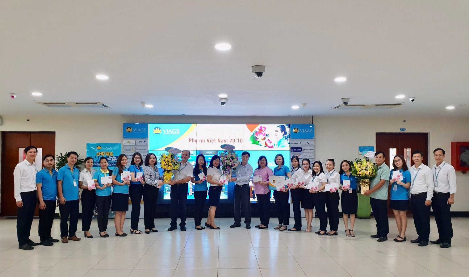 VIAGS TÂN SƠN NHẤT CHÀO MỪNG NGÀY PHỤ NỮ VIỆT NAM 20-10