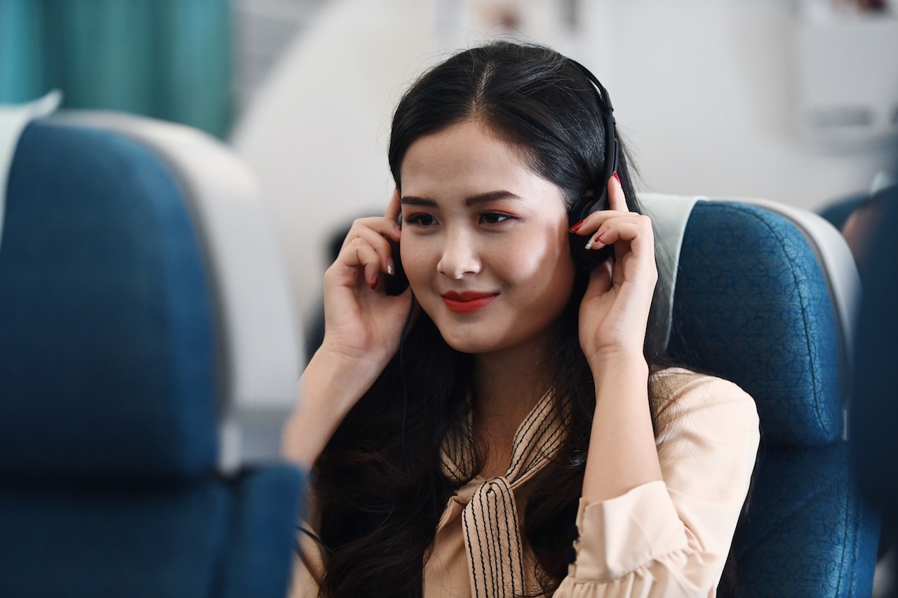 VIAGS CHĂM CHÚT SỨC KHỎE KHÁCH HÀNG NGAY TỪ CHIẾC TAI NGHE