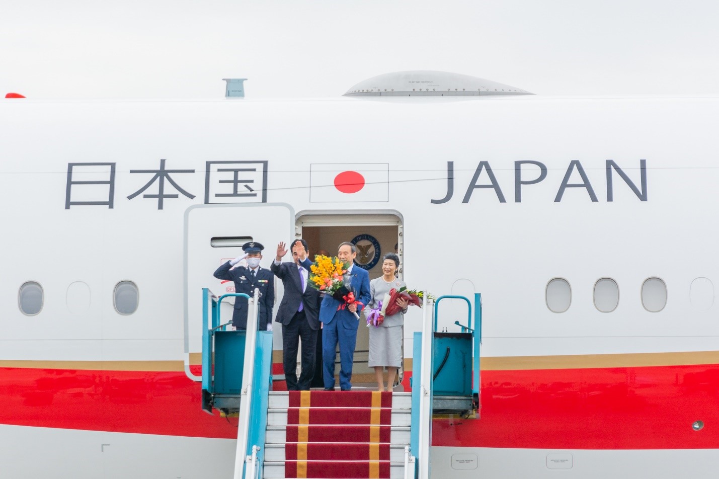 VIAGS NOI BAI HANDLED SUCCESSFULLY THE VVIP FLIGHT OF JAPAN PRIME MINISTER