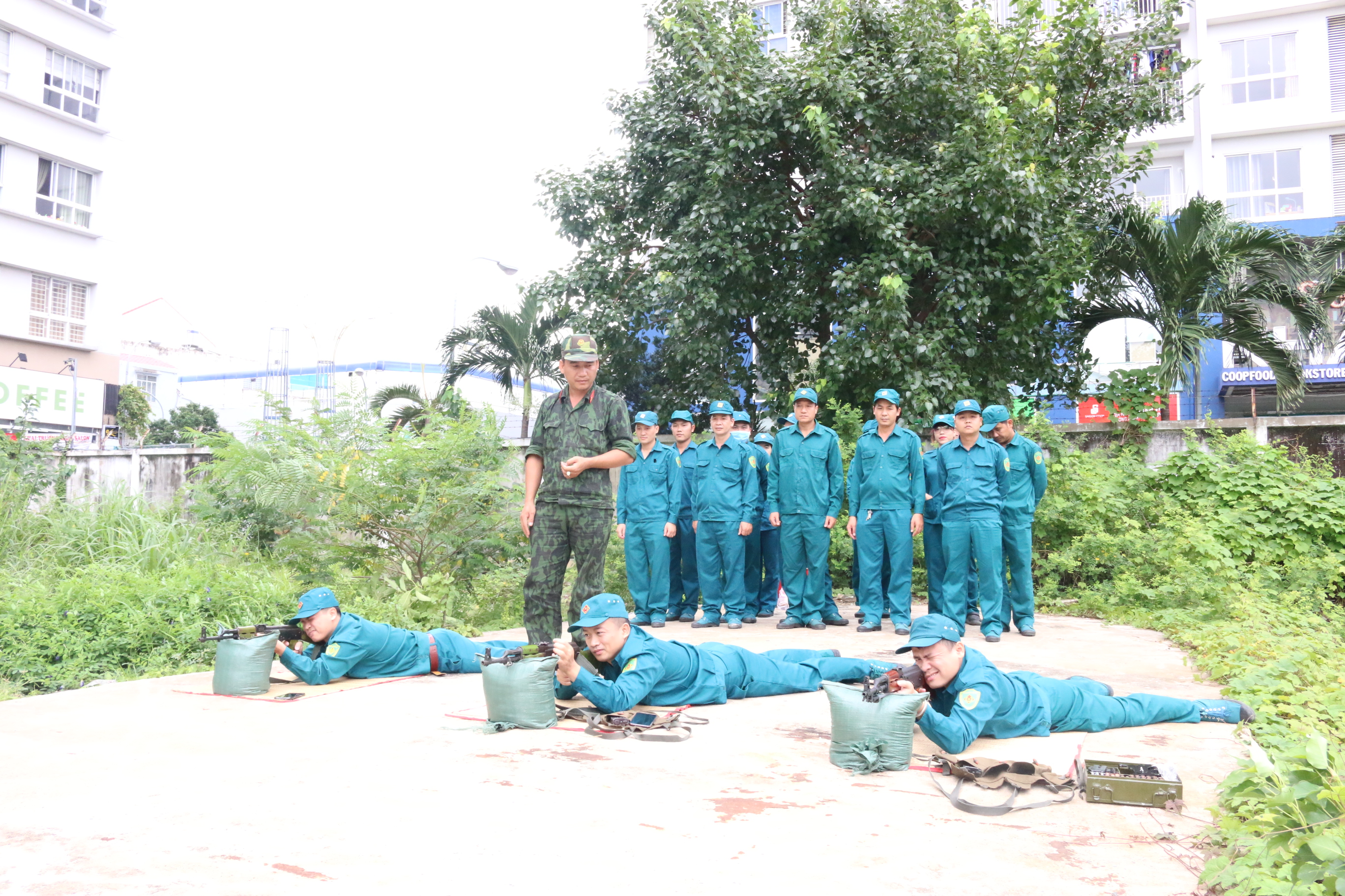 BAN CHỈ HUY QUÂN SỰ VIAGS TÂN SƠN NHẤT TỔ CHỨC HUẤN LUYỆN, KIỂM TRA BẮN ĐẠN THẬT CHO LỰC LƯỢNG TỰ VỆ